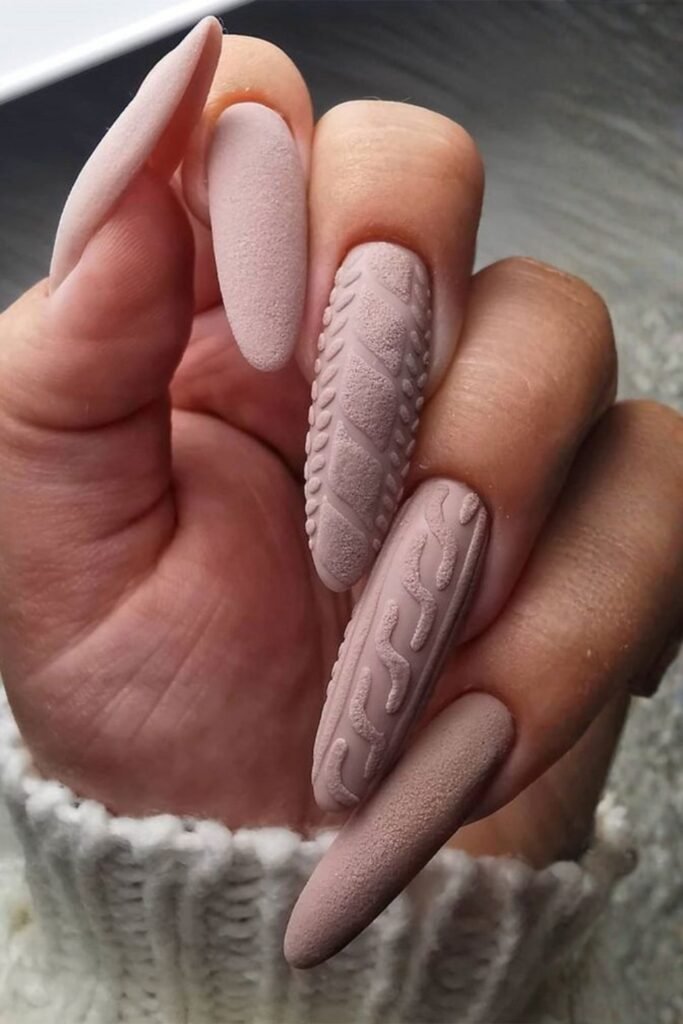 Mauve Knit Texture Nails