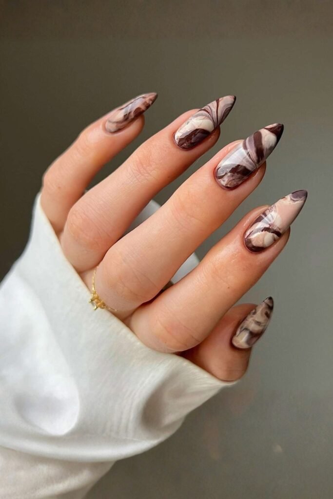 Nude Latte Swirl Nails