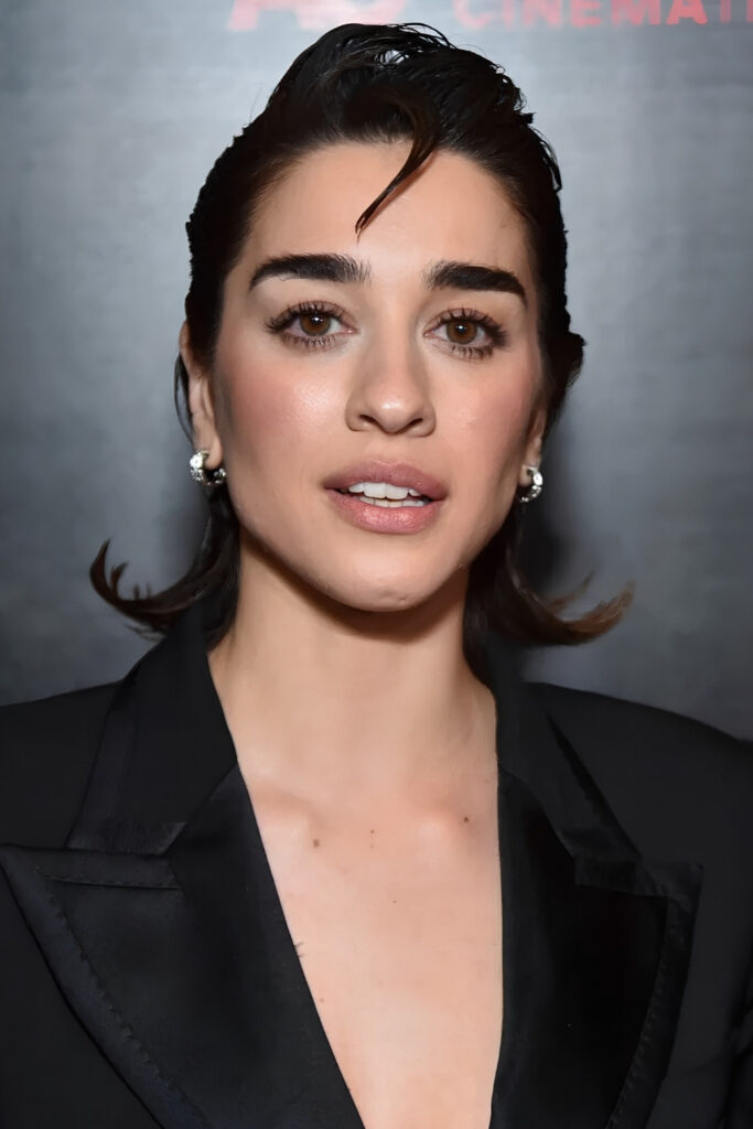 Slick-Back Italian Bob