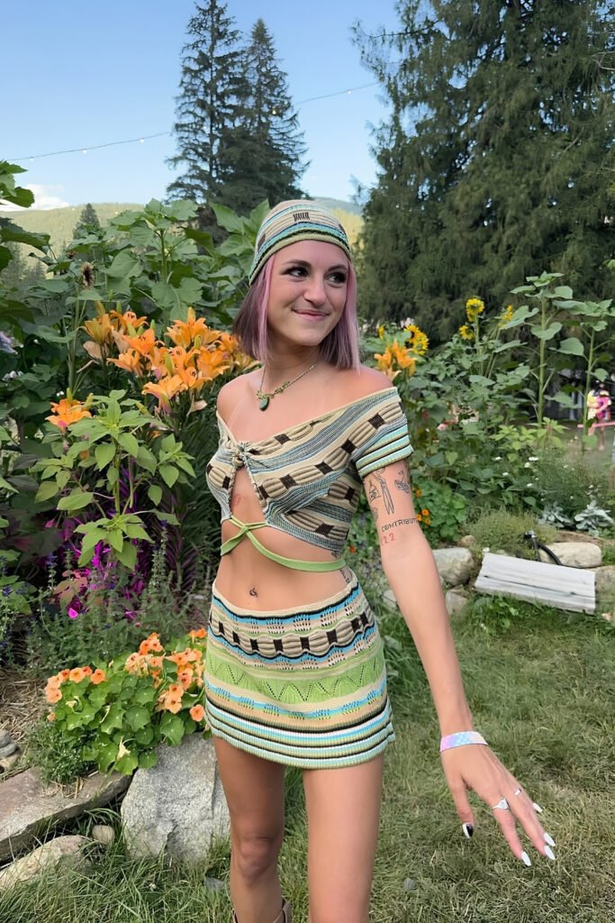 Sustainable Thrifted Rave Look