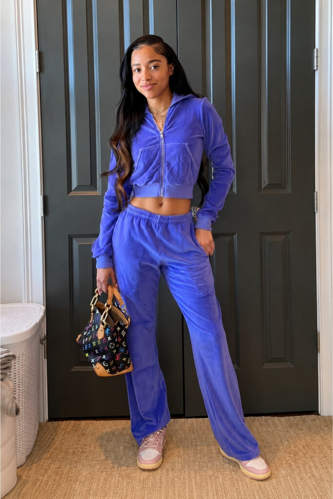 Airport outfit: Tracksuit in a Luxury Fabric
