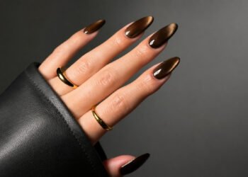 Winter Nails 2025 to 2026