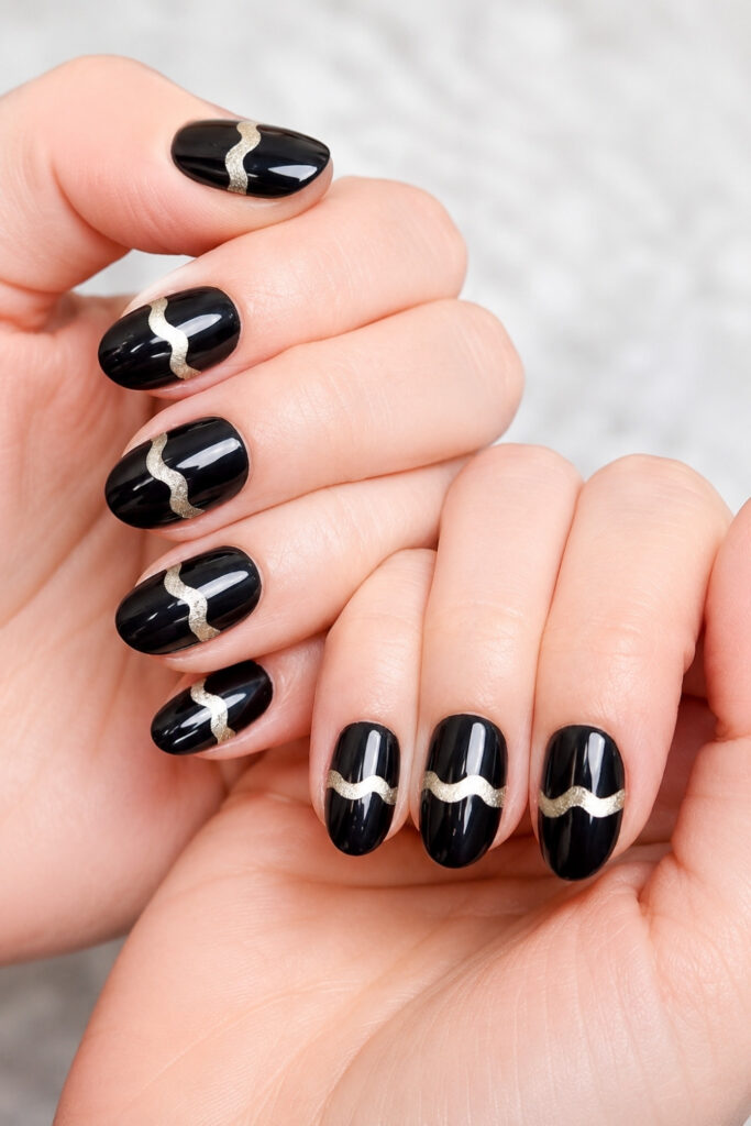 Press-on nails: OPI xPress/On Nail Art