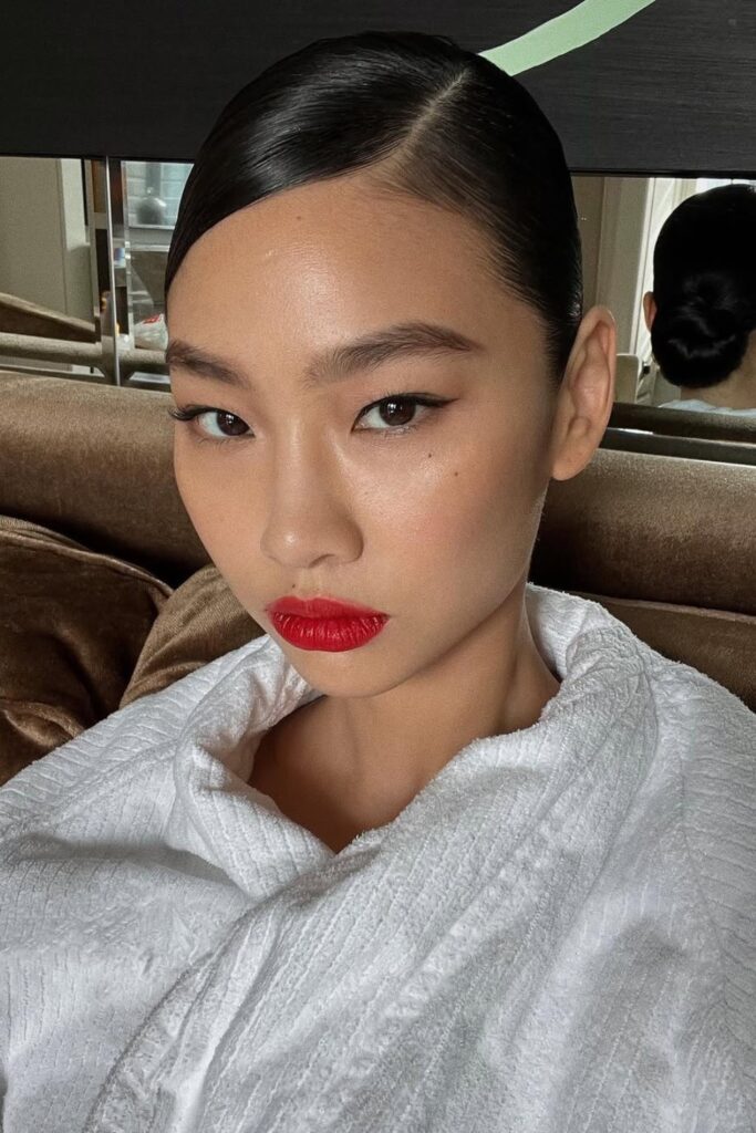 Bridesmaid makeup: power lip
