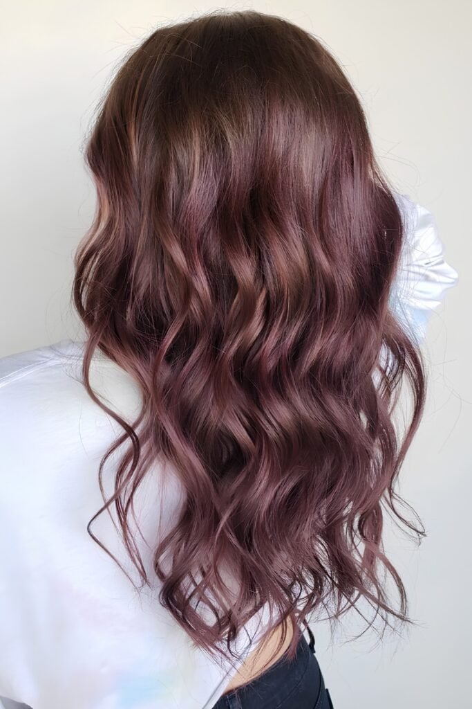 Rose-Tinted Brunette Waves