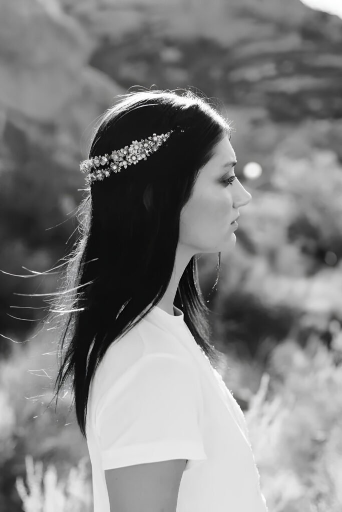 Straight With A Double-Strand Headpiece