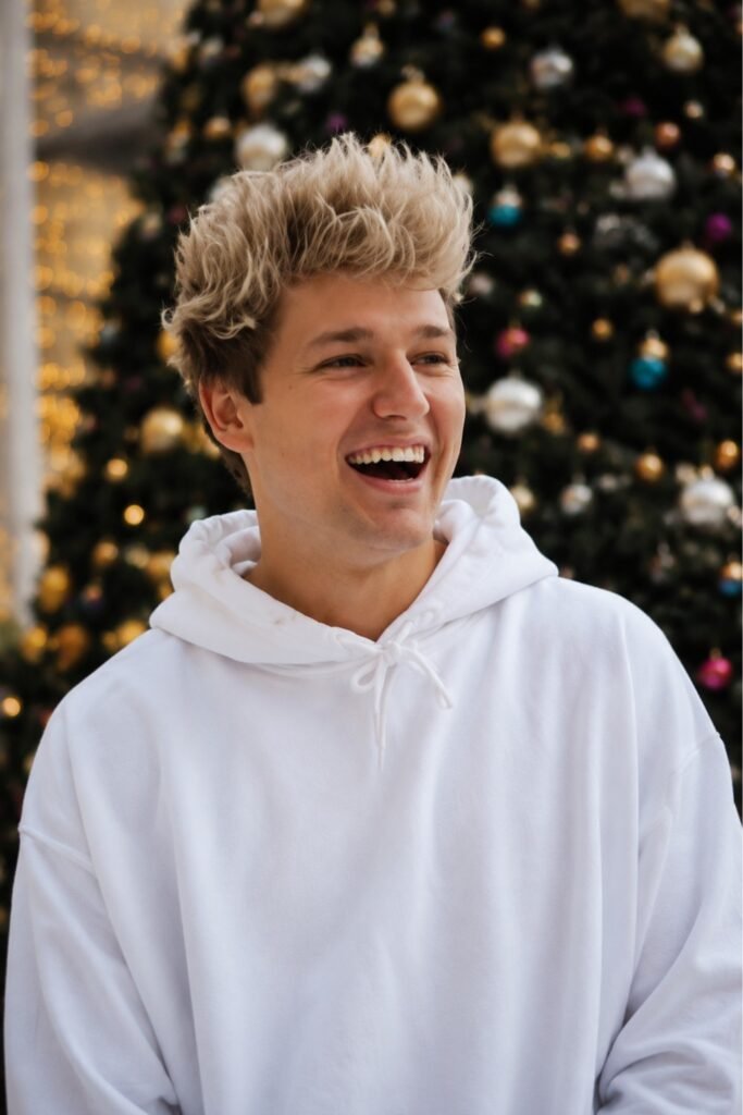 Frosted Tips Blowout