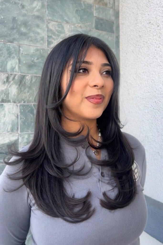 Natural Texture Black Hair with C-Shape Layers