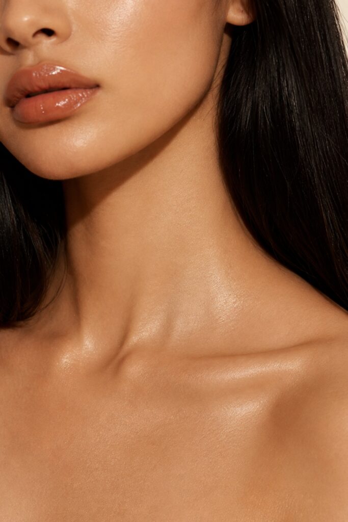 Body glow on shoulders and collarbones
