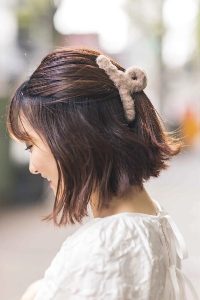 Claw Clip on the Crown