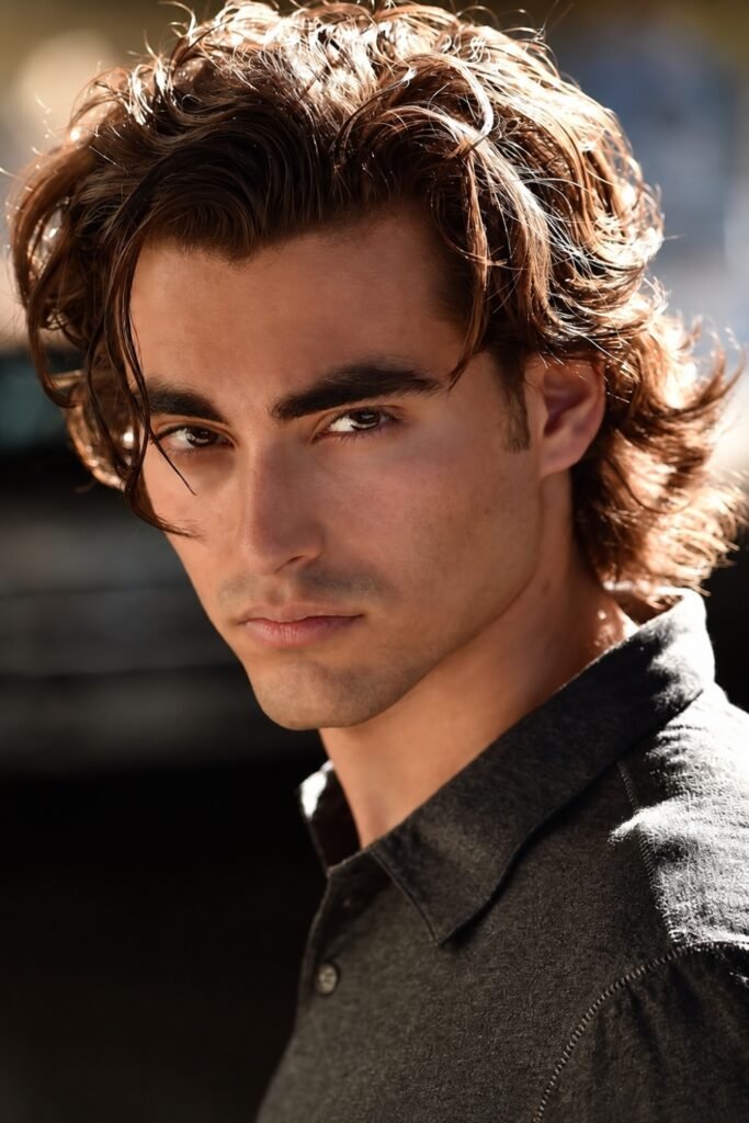 Medium-length waves on a man