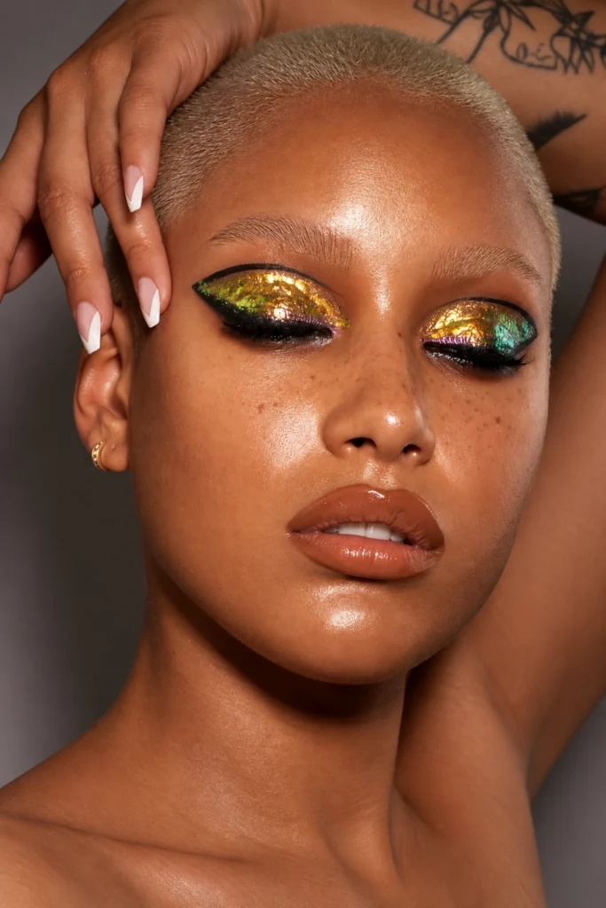 Liquid-Metal Alien Lids