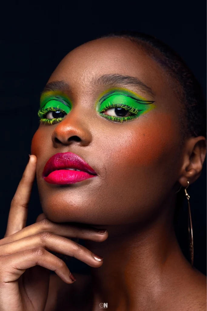 The Neon Lid Wash